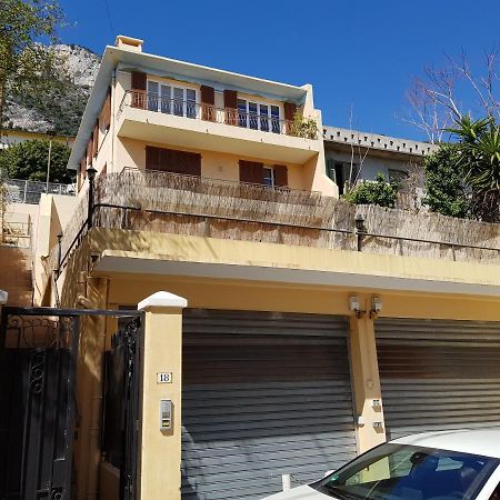Appartement Cosy Duplex avec 90 m2 de TERRASSE à Saint-Antoine  Extérieur photo